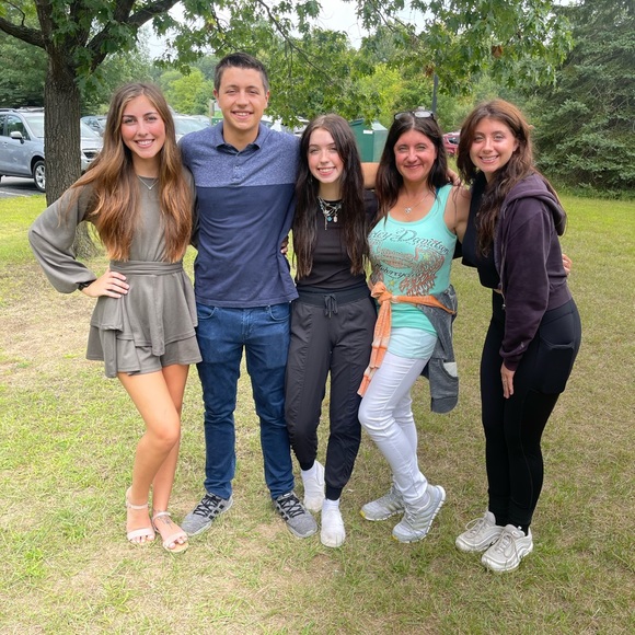 Meet your Posher, Julie - Picture 11 of 11